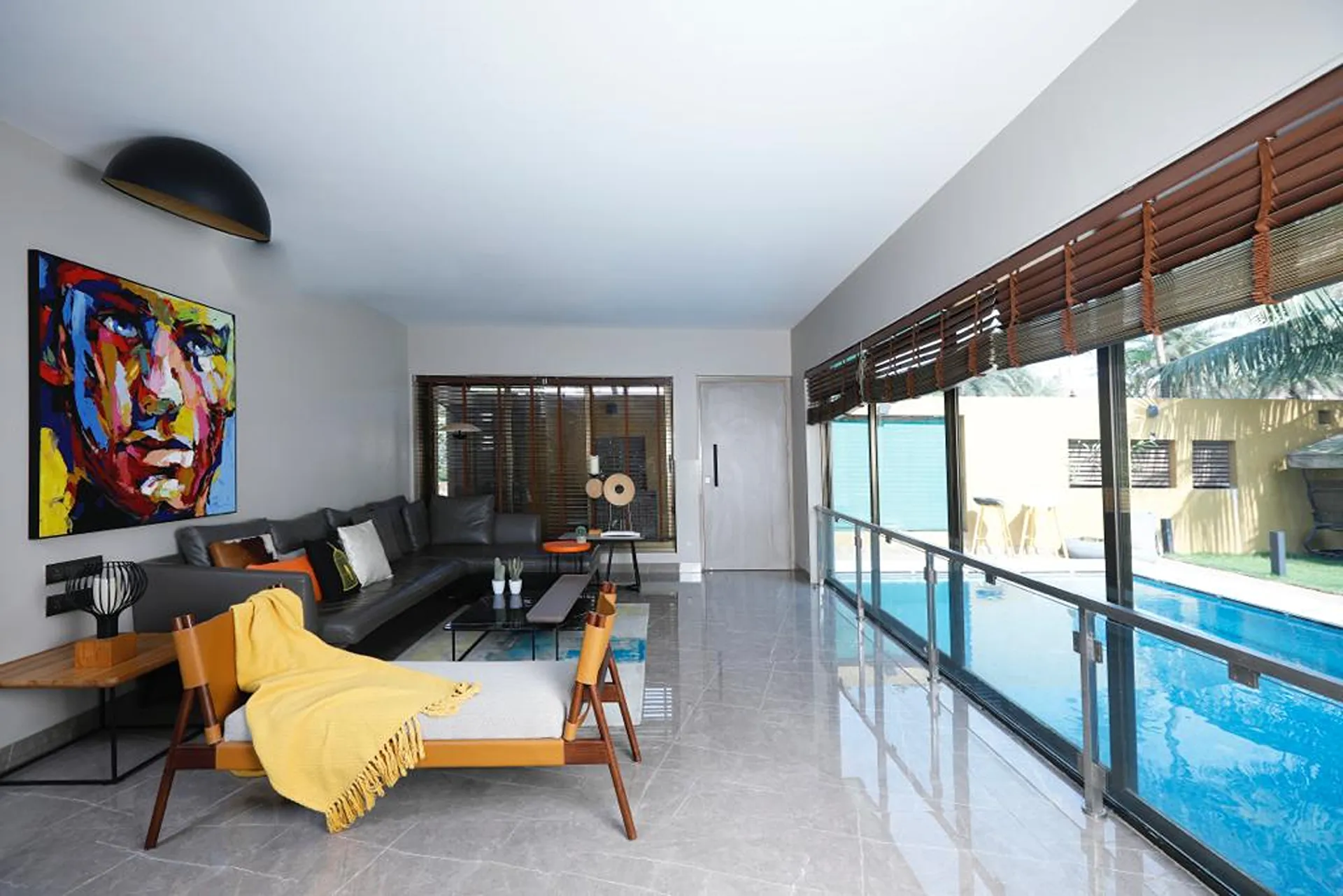 Valsad Outhouse I Vibrant Retreat